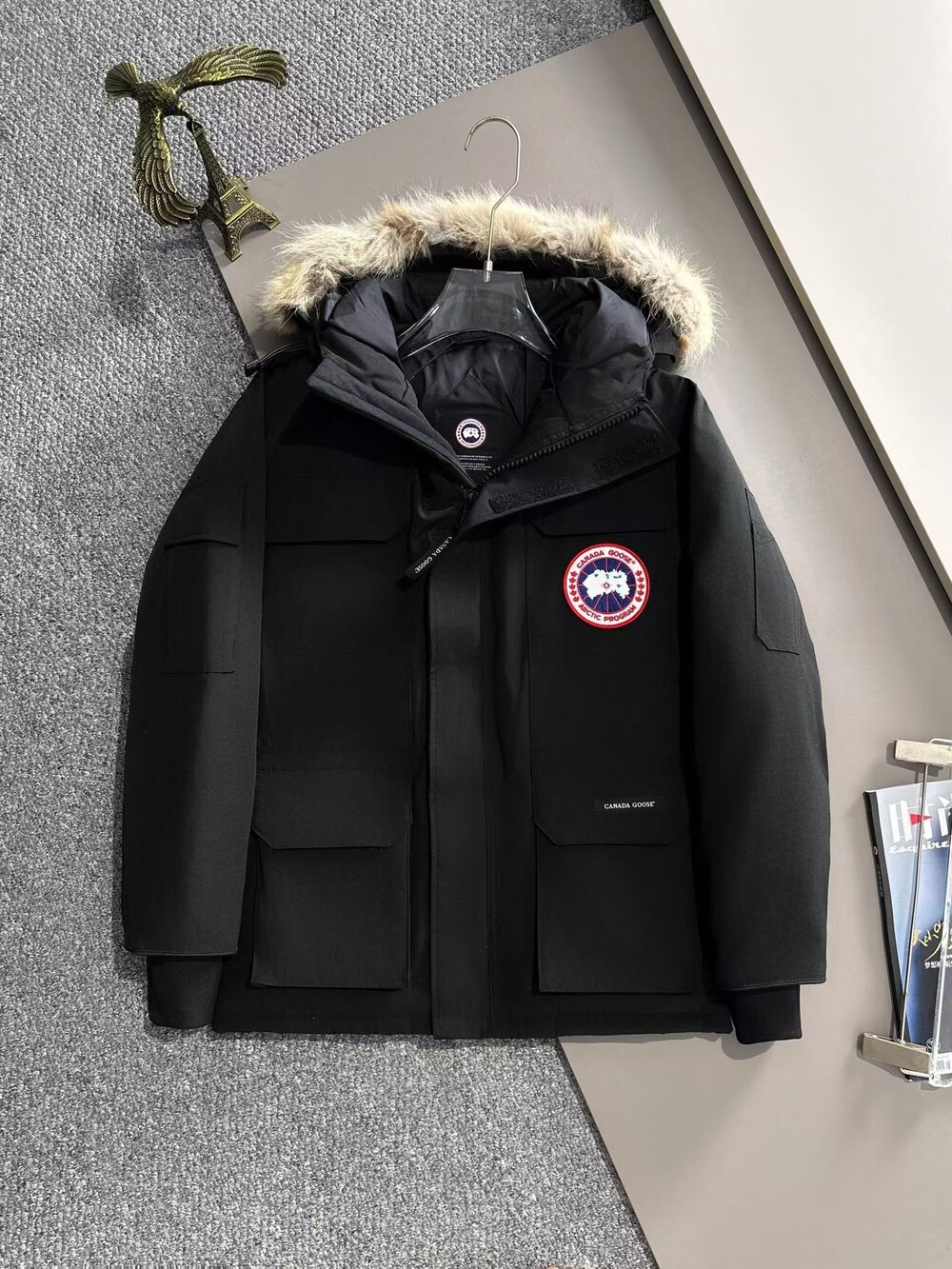 Canada Goose Men's Coat â Warm & Super Comfortable